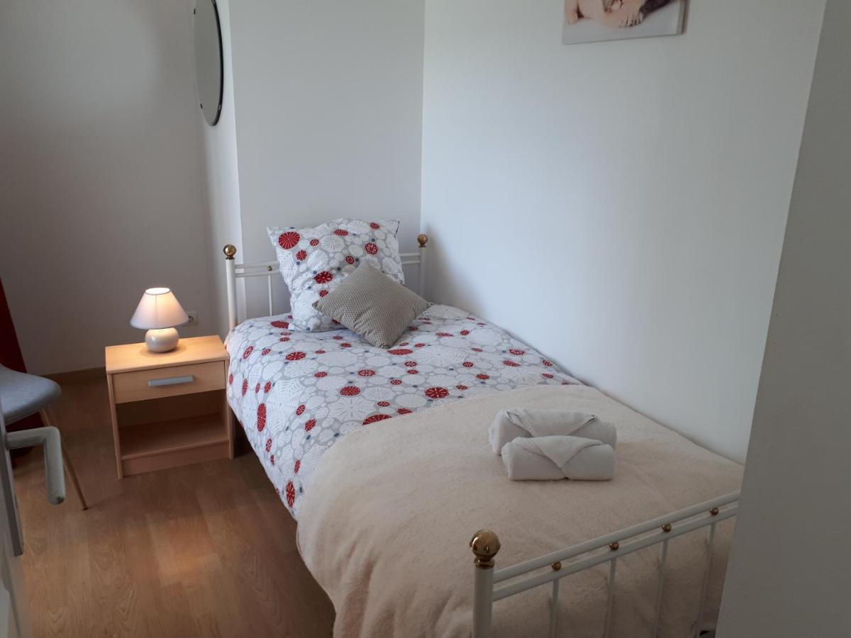 L'Aur~Elie Bed & Breakfast Lalinde ภายนอก รูปภาพ