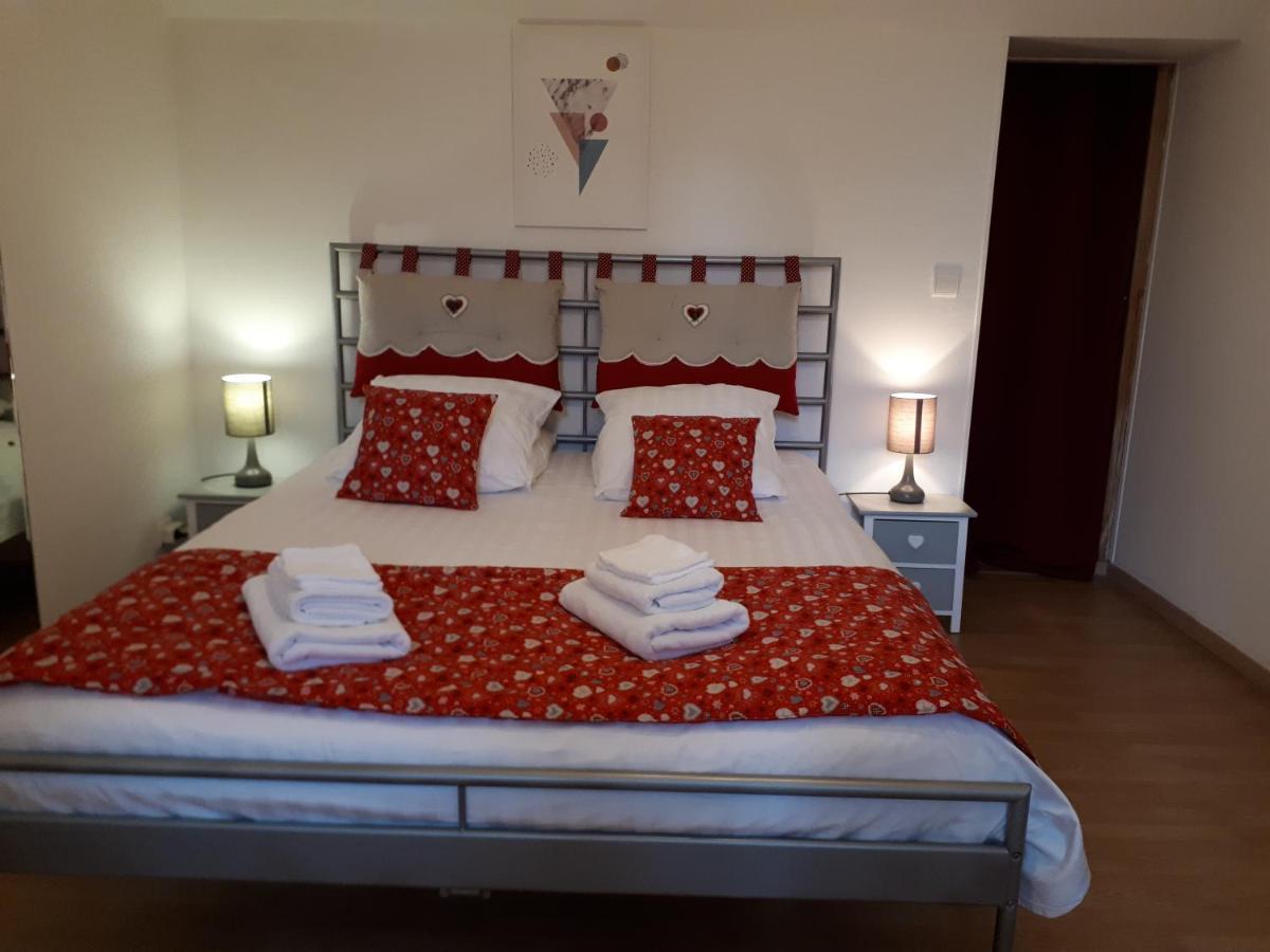 L'Aur~Elie Bed & Breakfast Lalinde ภายนอก รูปภาพ
