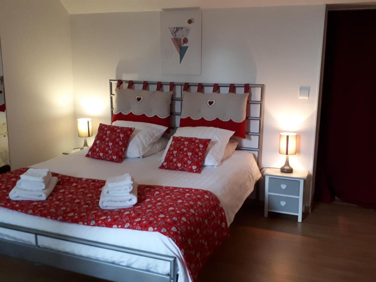L'Aur~Elie Bed & Breakfast Lalinde ภายนอก รูปภาพ